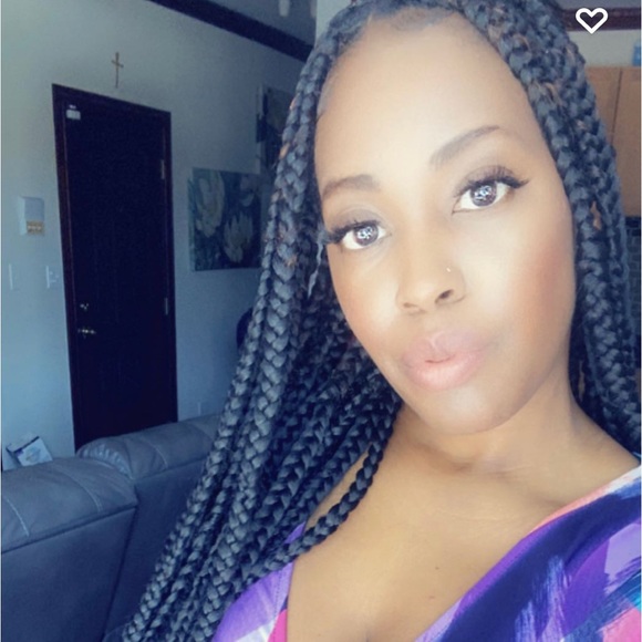 Meet your Posher, Rasheda - Picture 3 of 3